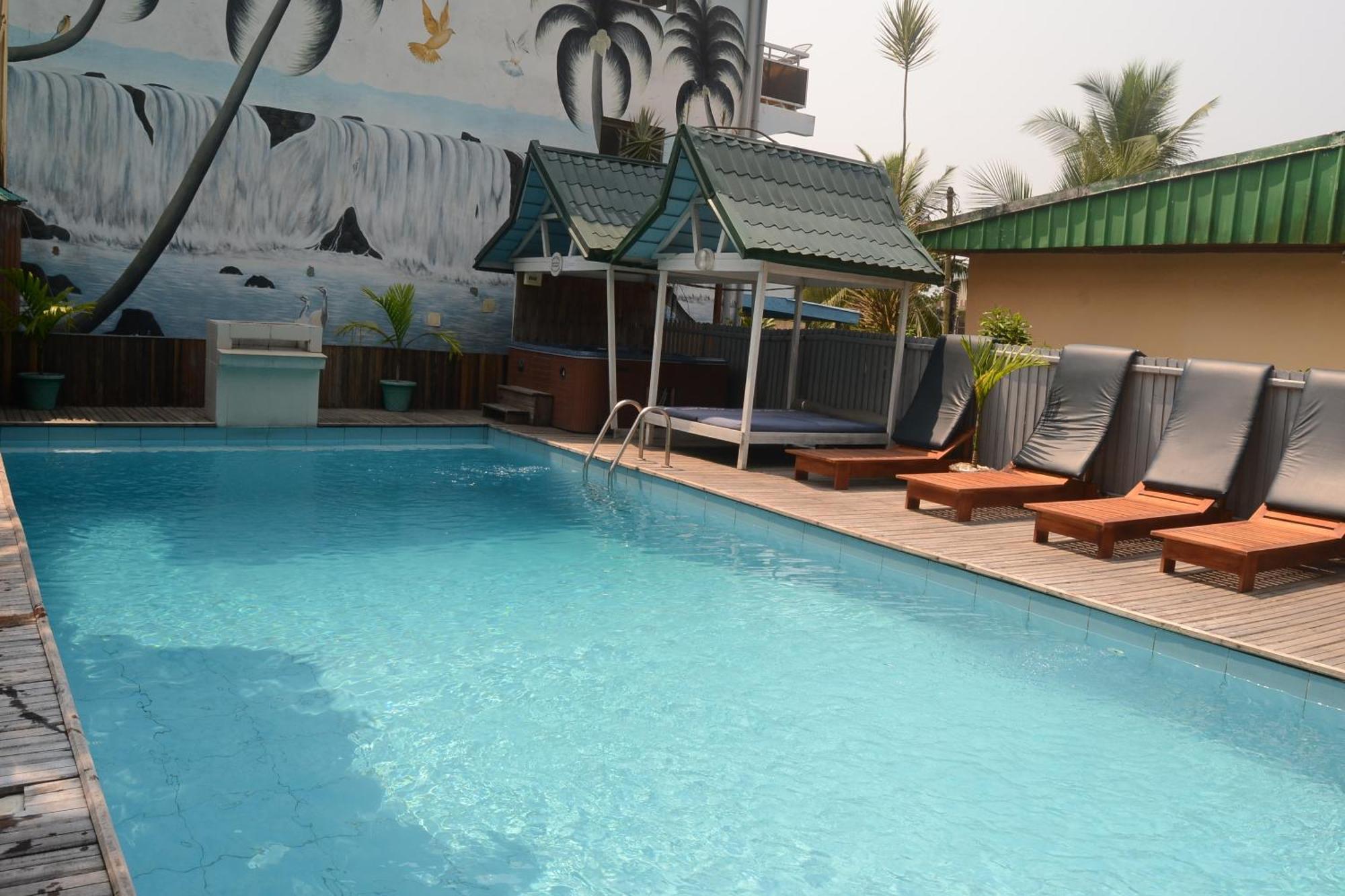 Hotel Restaurant Gites Kribi Exterior foto